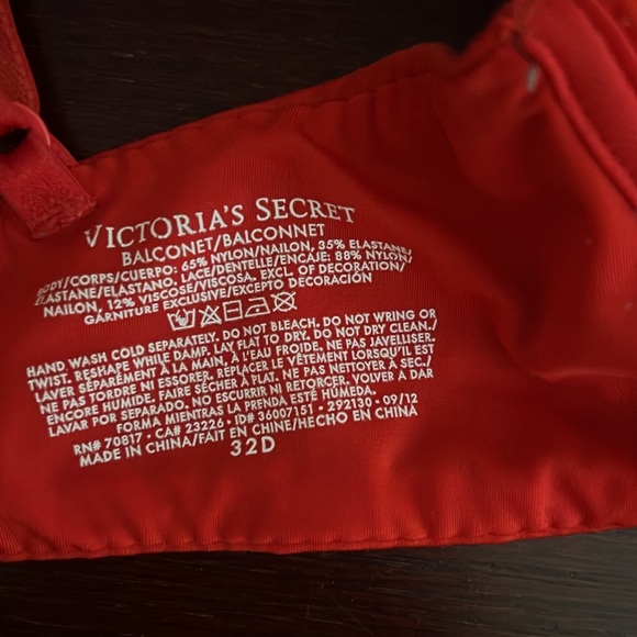 Bra - Picture 3 of 3